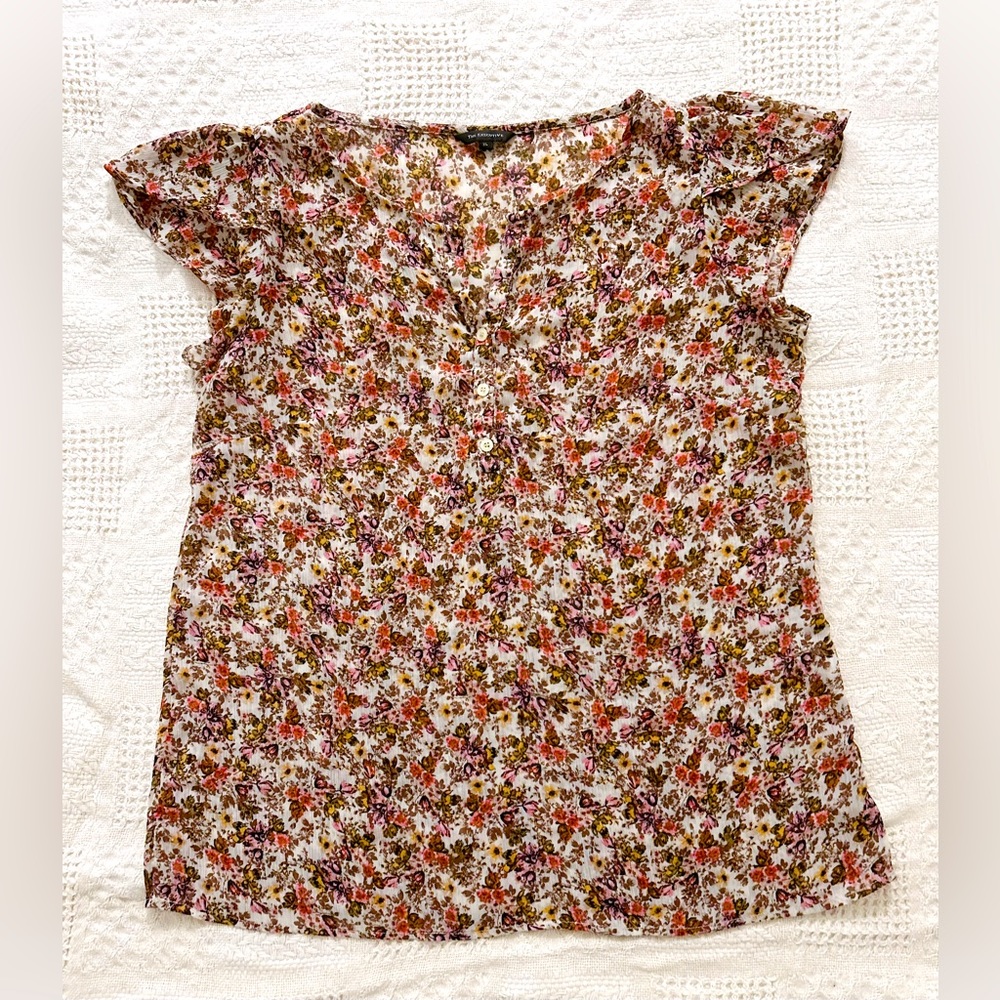 The Executive Woman’s Blouse Top